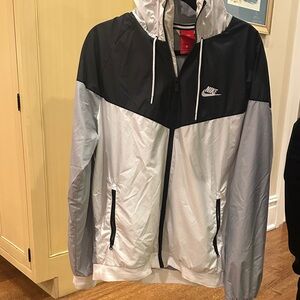 Nike Men's Black and Silver Windbreaker